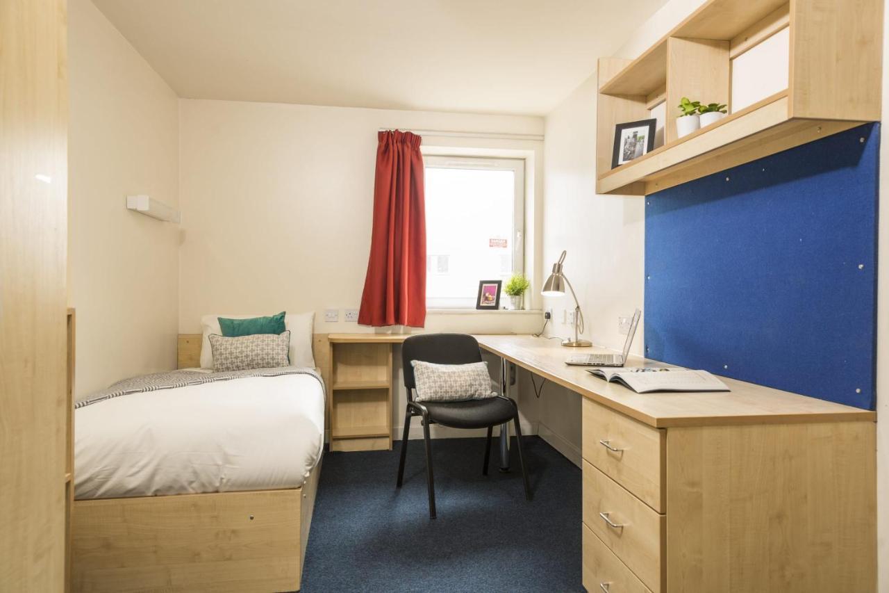 Ferienhaus Lovely Ensuite Single Near Knowledge Quarter Liverpool